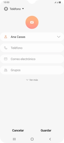 Pulsa Teléfono e introduce el número de teléfono deseado.