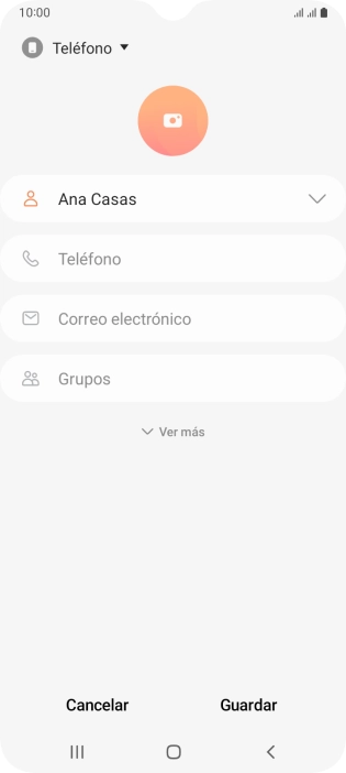 Pulsa Teléfono e introduce el número de teléfono deseado.