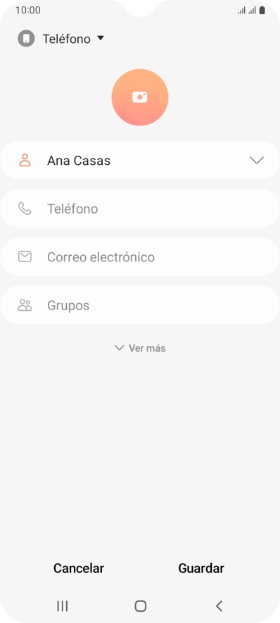 Pulsa Teléfono e introduce el número de teléfono deseado.