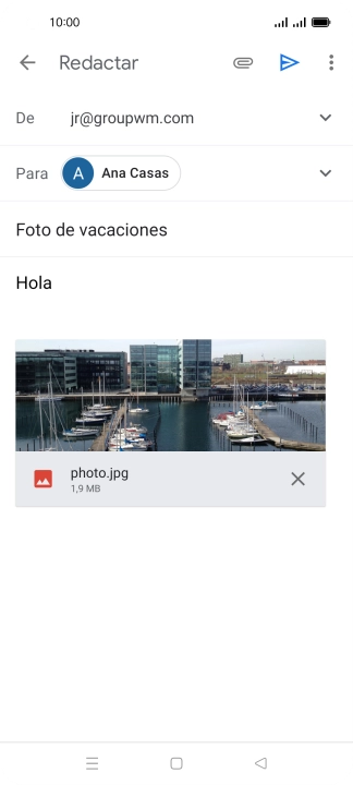 Pulsa el icono de envío cuando termines de escribir el correo electrónico.