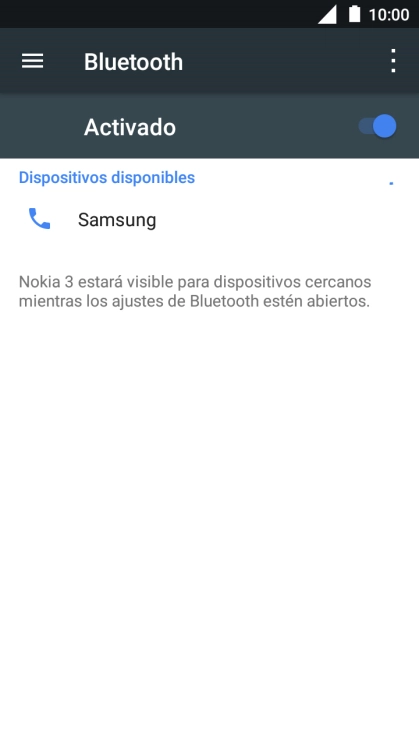 Pulsa el dispositivo Bluetooth deseado y sigue las indicaciones de la pantalla para vincular el dispositivo al teléfono.