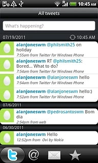 Press What's happening? and key in the required text.