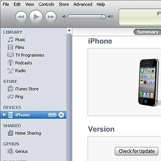 Select Check for Update.Follow the instructions on the screen to update the phone software.