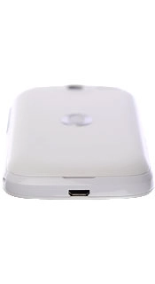 Turn the back of your phone towards you.Take hold of the bottom of the back cover and remove it.