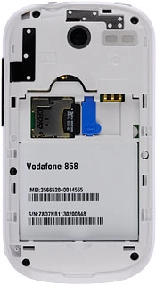 Take hold of the bottom of the memory card catch and open it.