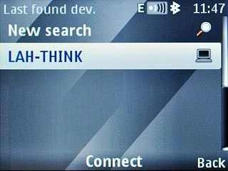 Highlight the required Bluetooth device and press the Navigation key.