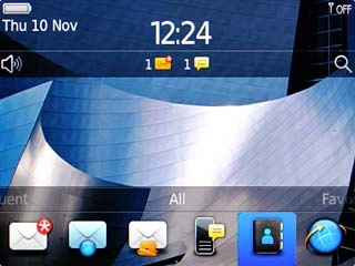The flight mode icon shows that flight mode is turned on.Further information:Turn flight mode on or off