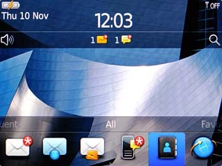 When the battery charging icon is displayed, charging is in progress.