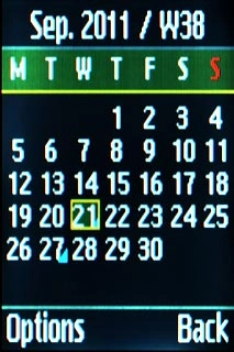 Highlight the required date and press the Navigation key.