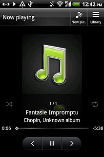 Press the shuffle icon.Depending on the current setting, the function is turned on or off.