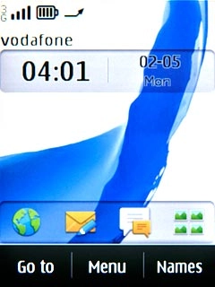 The divert icon shows that all incoming voice calls are diverted.Further information:Divert calls to voicemail