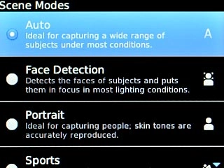 Highlight the required setting and press the Navigation key.