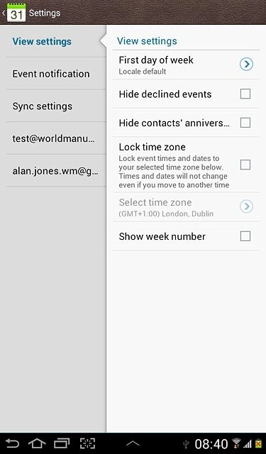 Press View settings.Follow the instructions on the display to select the required settings for the calendar.