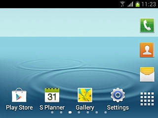 The Wi-Fi icon shows that your phone is connected to a Wi-Fi network.Further information:Connect to Wi-Fi network
