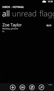 To manually retrieve new email messages:Press the update icon.