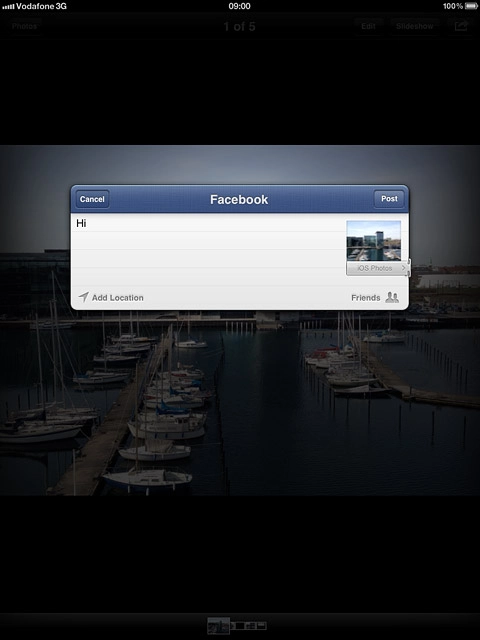 If this is the first time you use the function:Follow the instructions on the display to install the application and log on.Key in the required text and press Post.