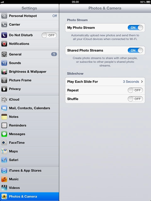 Press the indicator next to Shared Photo Streams to turn on the function.Log on to iCloud if you're asked to do so.