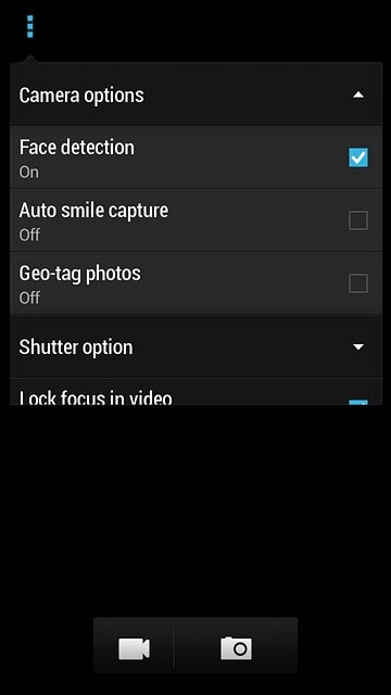 Press Geo-tag photos to turn the function on or off.