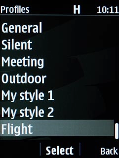 To turn on flight mode:Scroll to Flight and press the Navigation key.