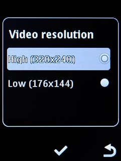 Highlight the required setting and press the Navigation key.