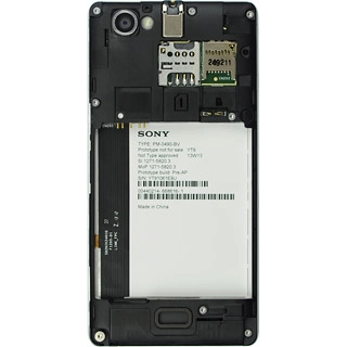 Place your SIM as illustrated next to the SIM holder.