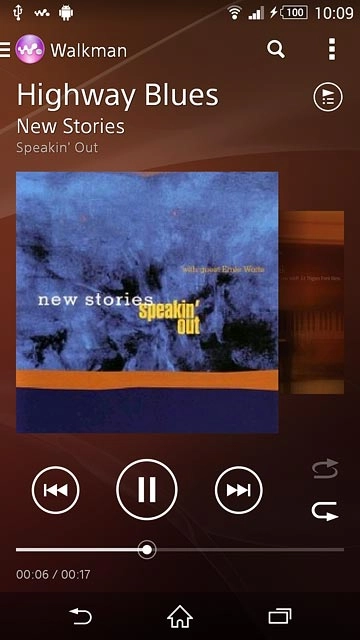 To fast forward or rewind the current audio file:Press the indicator at the bottom of the display and slide it right or left.