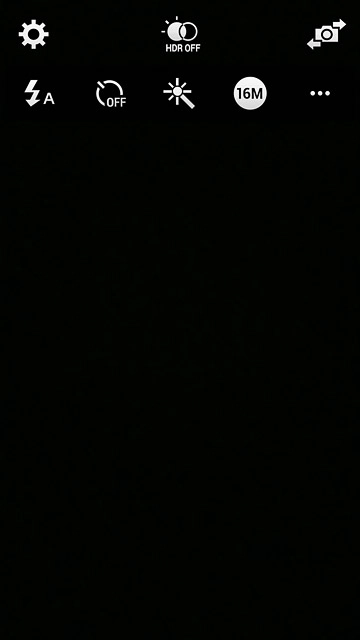 Press the flash icon repeatedly to turn the function on or off.