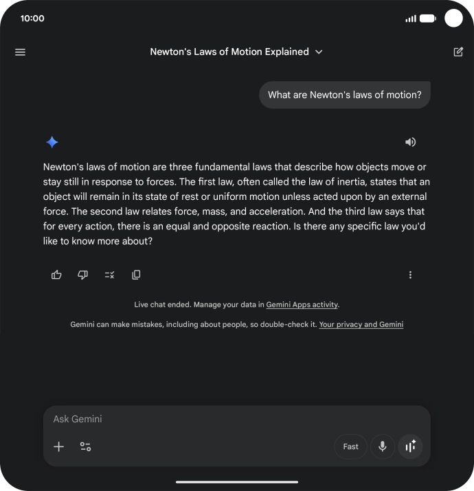 Transcription of the conversation with Gemini Live is now displayed.