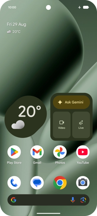 The flight mode icon shows that flight mode is turned on.