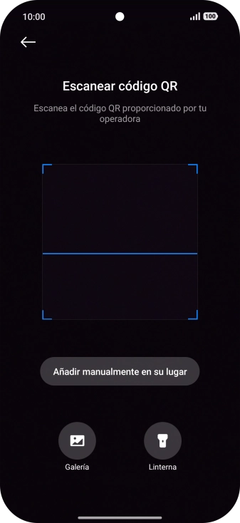 Coloca el código QR dentro del marco de la cámara del teléfono para escanearlo.