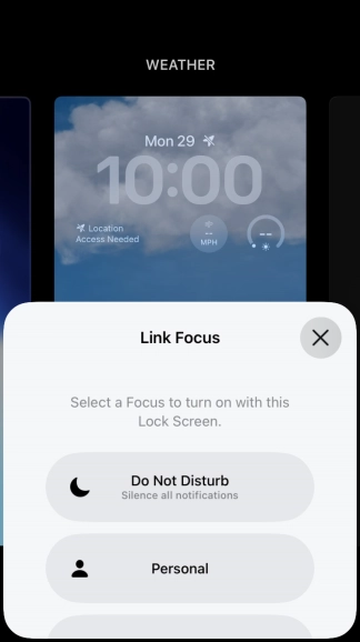 Press the required focus mode.