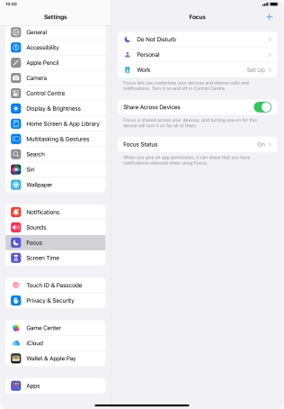 Press the required focus mode.