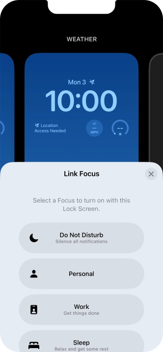 Press the required focus mode.