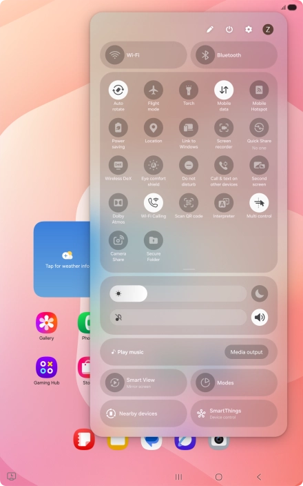 Press the mobile data icon to turn the function on or off.