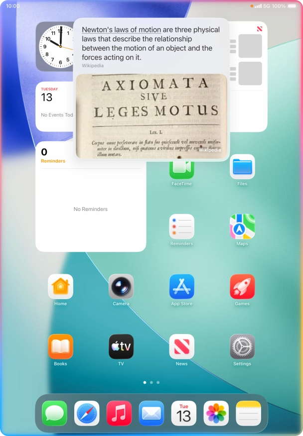 Ask questions or ask Siri to find information on the internet. Ask questions or ask Siri to find information on the internet.