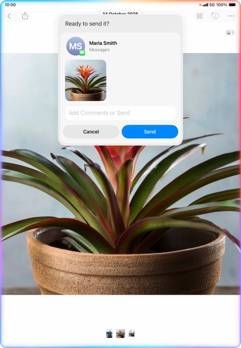 Ask Siri to share the screen content with your contacts. Ask Siri to share the screen content with your contacts.