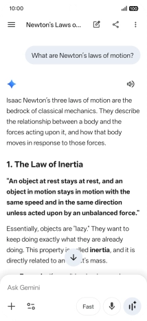 Transcription of the conversation with Gemini Live is now displayed.