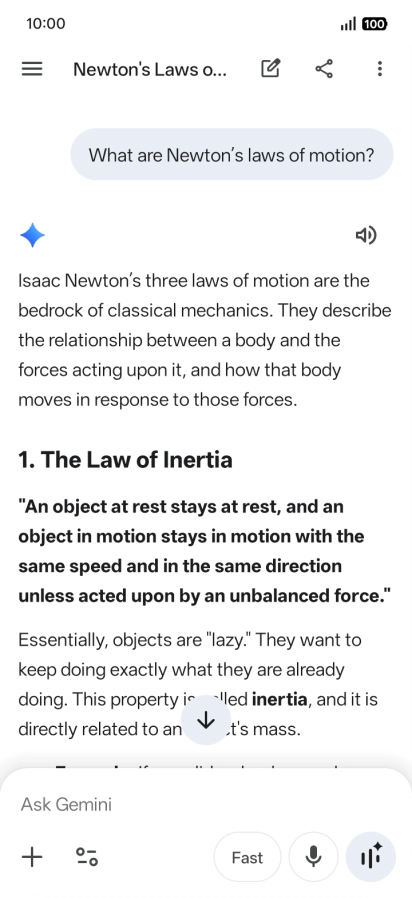 Transcription of the conversation with Gemini Live is now displayed.