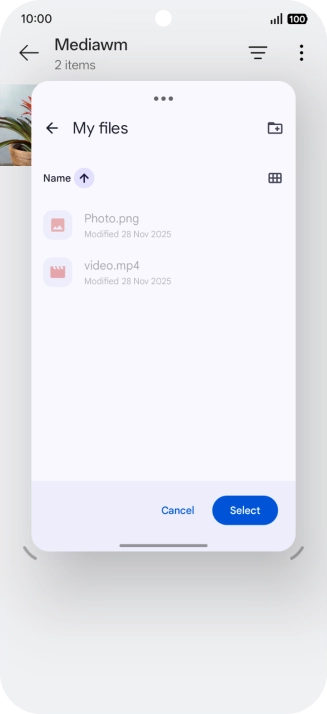 To create a new folder, press the new folder icon and follow the instructions on the screen to create a new folder.