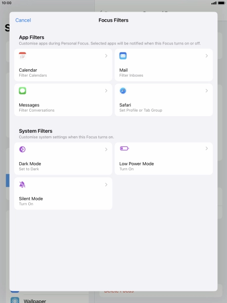 To see specific calendars in the selected focus mode, press Calendar and follow the instructions on the screen to select the required calendars.