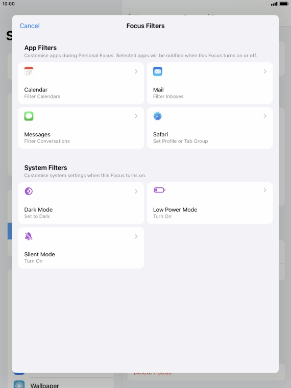To see specific calendars in the selected focus mode, press Calendar and follow the instructions on the screen to select the required calendars.
