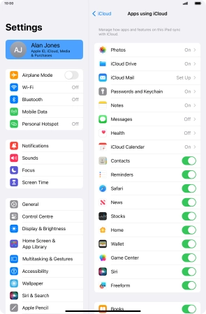 Press the indicators next to the required data types to turn synchronisation of each data type on or off.