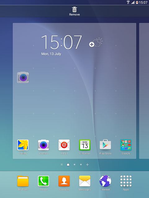 Drag the shortcut to Remove.