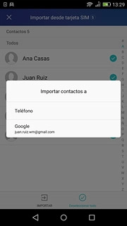 Pulsa Teléfono.Espera unos instantes mientras se copian los contactos.