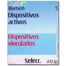 Vaya a Dispositivos vinculados y pulse la tecla de navegación.