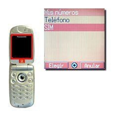 Elija SIM y pulse la Tecla de navegación.La pantalla muestra una lista con los números que ya ha guardado en el teléfono.