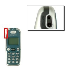 Introduzca el cable del cargador en el conector situado en el lateral izquierdo del teléfono y conéctelo a la toma de corriente. Cuando las líneas negras del icono de la batería se mueven, es porque el teléfono se está cargando. Pueden transcurrir un par de segundos hasta que esto ocurra.