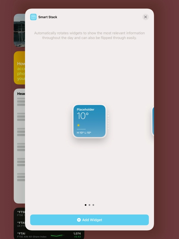 Slide your finger right or left on the screen to select the required widget size. Slide your finger right or left on the screen to select the required widget size.