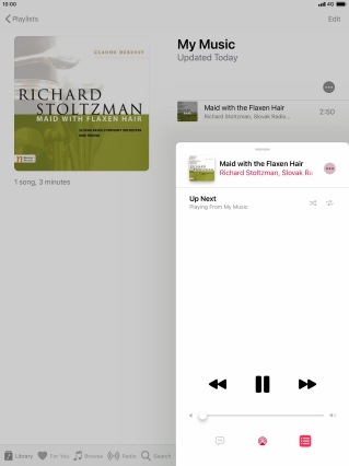 Press the shuffle icon to turn the function on or off.