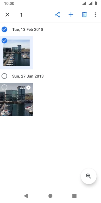 Press the required pictures or video clips to select them.
